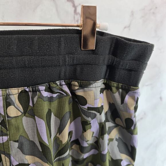 Title Nine Skirt Womens Medium Skort Green Purple Stretch Mini Shorts Lined - Picture 12 of 13